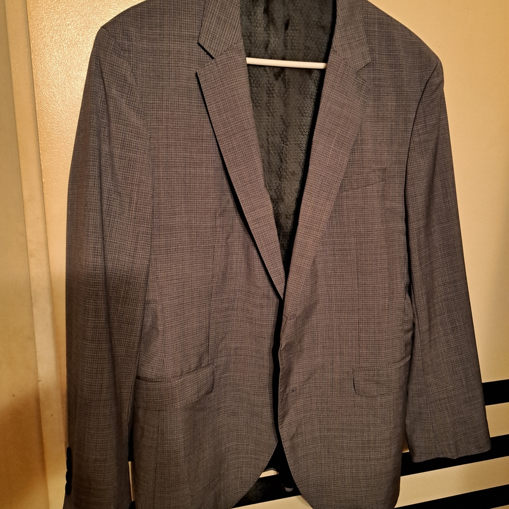HUGO Men's Elegant Gray Blazer